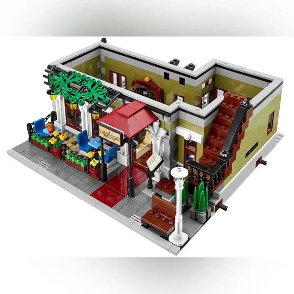 LEGO Parisian Restaurant Full Kit | Creator Series | Model 10243 | NEW IN BOX - Picture 8 of 16